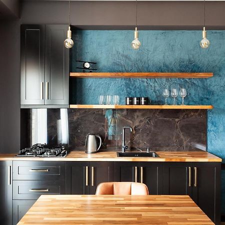 Irina'S Apartments Kutaisi Ngoại thất bức ảnh