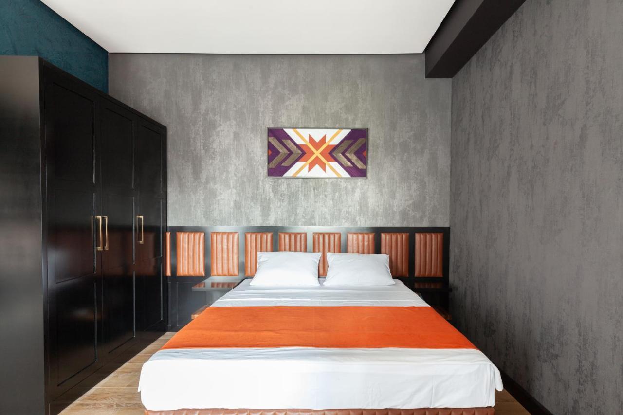 Irina'S Apartments Kutaisi Ngoại thất bức ảnh