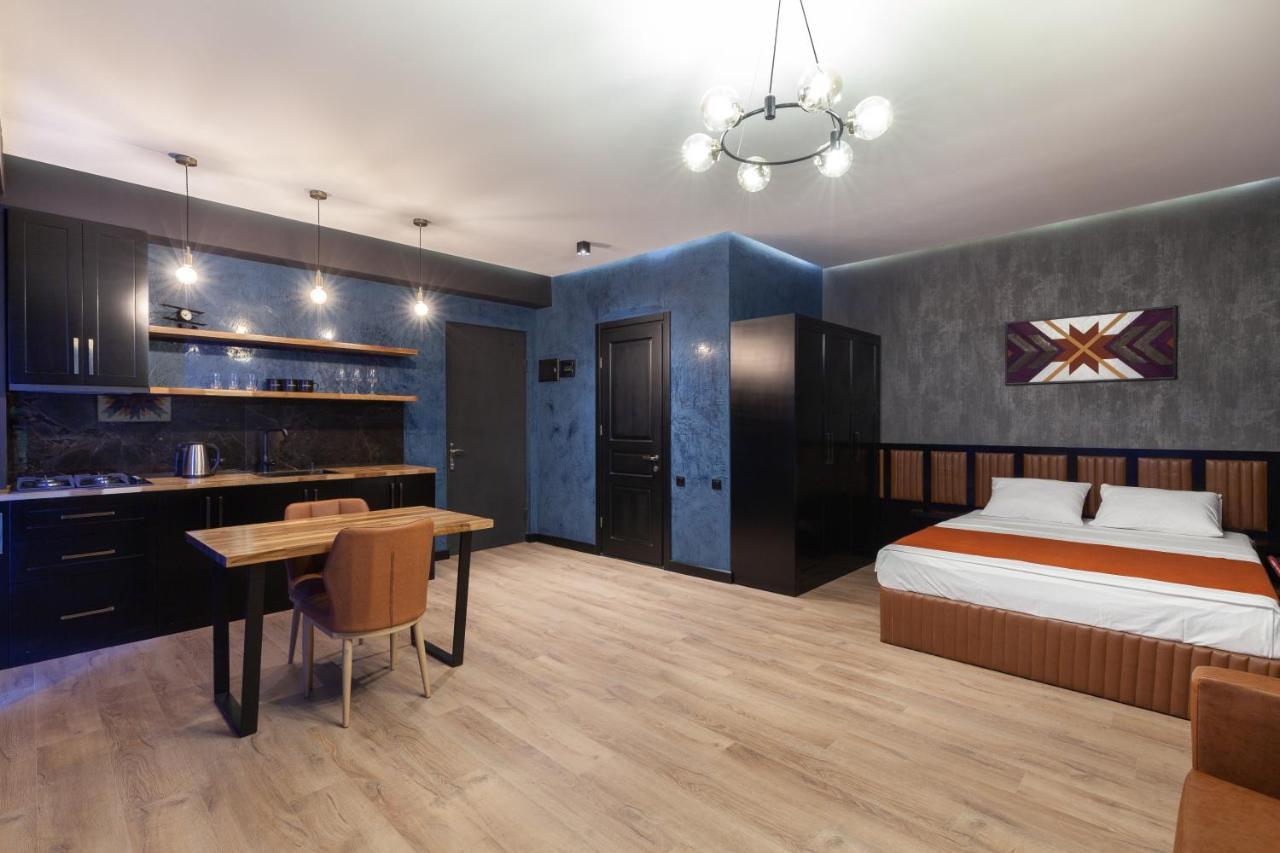 Irina'S Apartments Kutaisi Ngoại thất bức ảnh