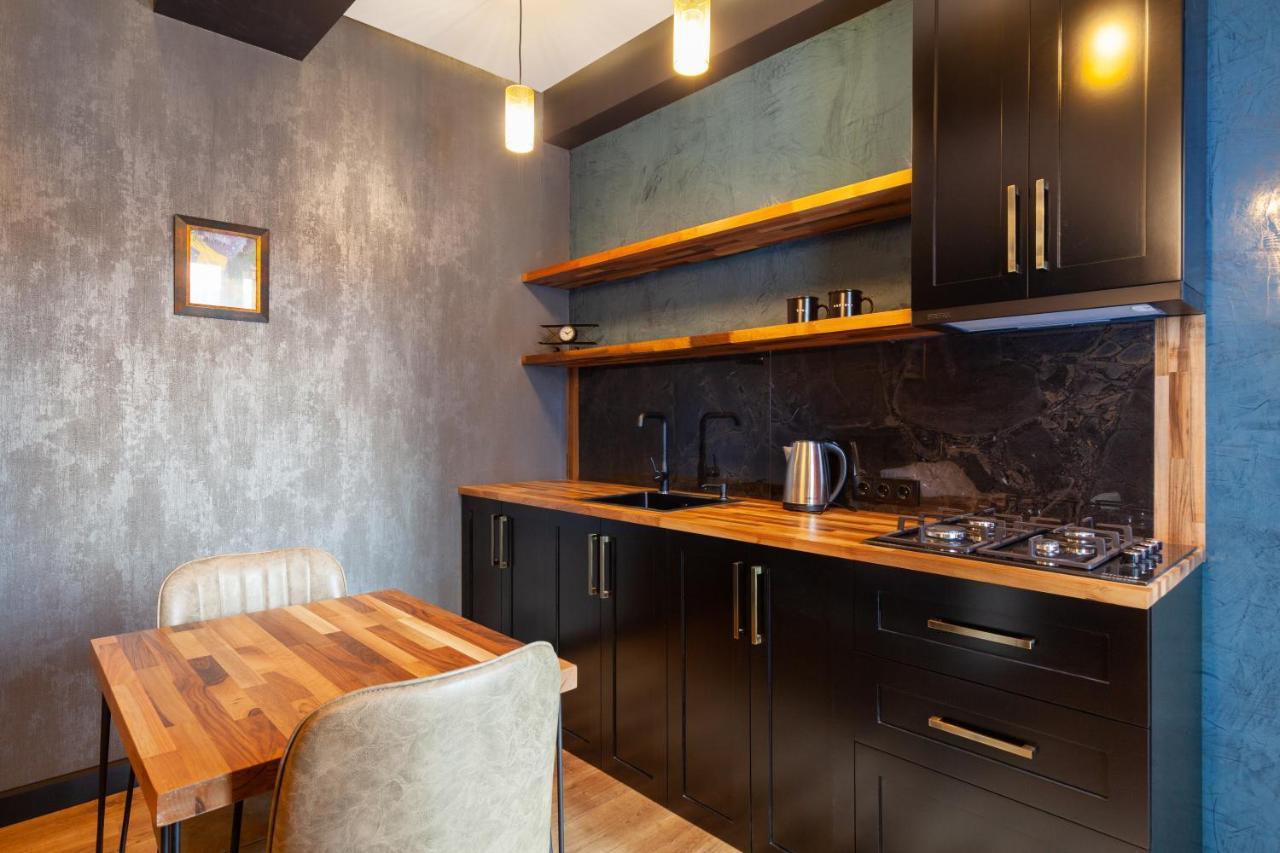 Irina'S Apartments Kutaisi Ngoại thất bức ảnh