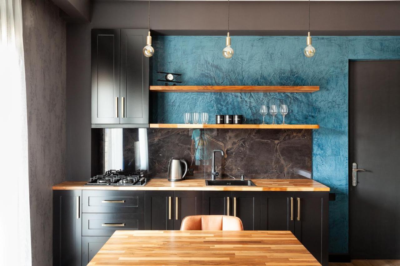 Irina'S Apartments Kutaisi Ngoại thất bức ảnh